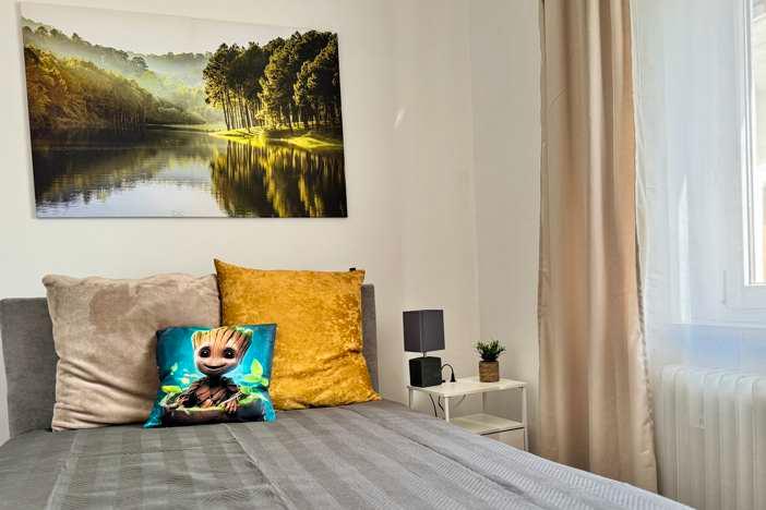 Schlafzimmer 2 