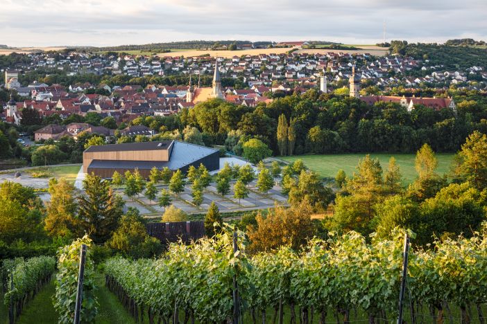 Blick vom Winterberg auf die Stadt und Tauberphilharmonie Blick vom Winterberg auf die Stadt und Tauberphilharmonie